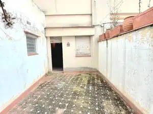 Außenansicht von Erdgeschoss zum Verkauf in Badalona mit Privatgarten und Abstellraum
