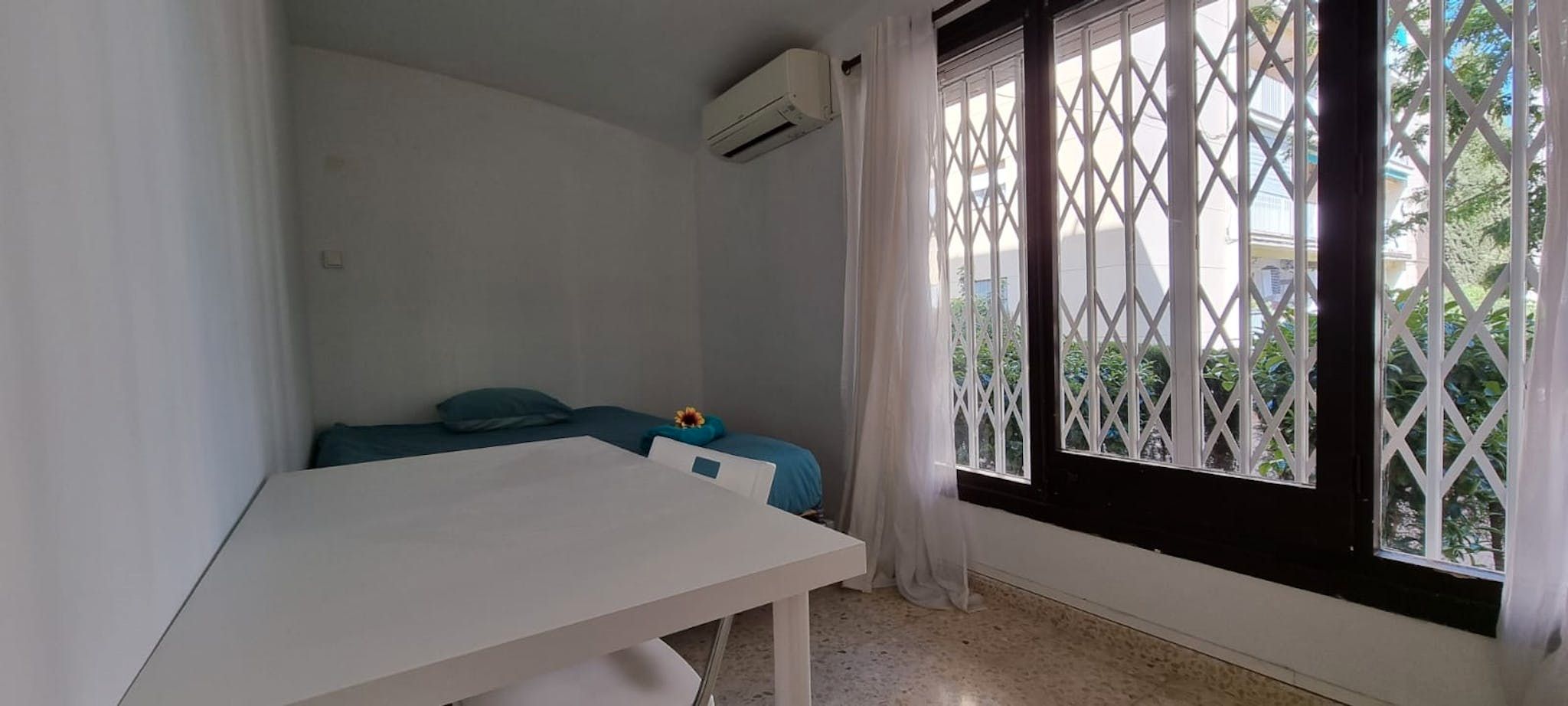 Flat to share in N/A, Porta