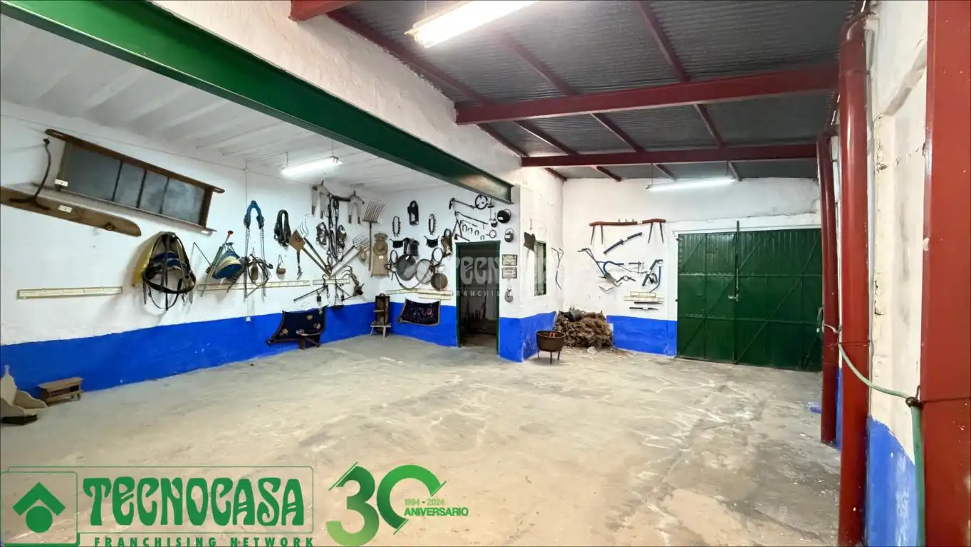 Casa adosada en venta en Alcázar de San Juan con Jardín privado y Balcón