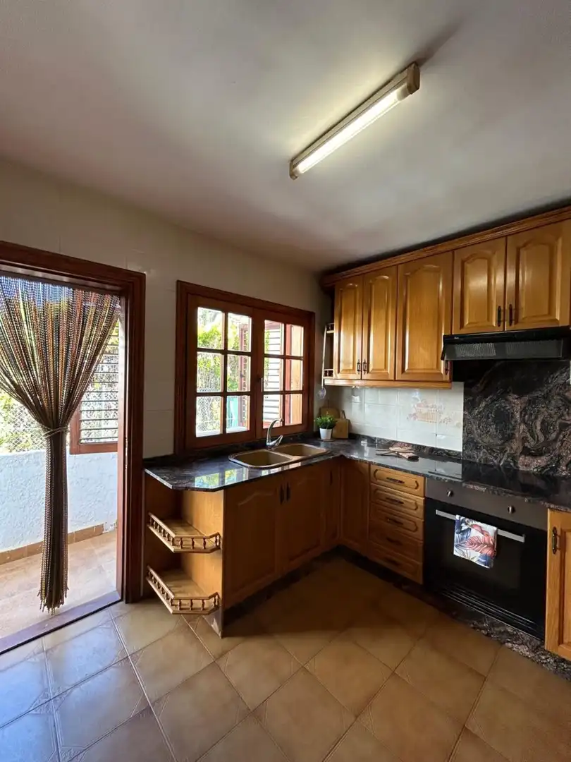 Cocina de Casa o chalet de alquiler en La Pobla de Farnals con Aire acondicionado, Terraza y Piscina