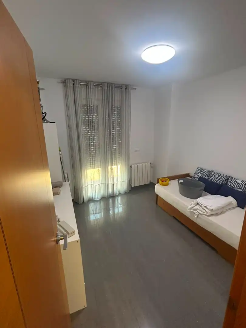Dormitori de Dúplex en venda en La Pobla de Vallbona amb Aire condicionat, Calefacció i Terrassa