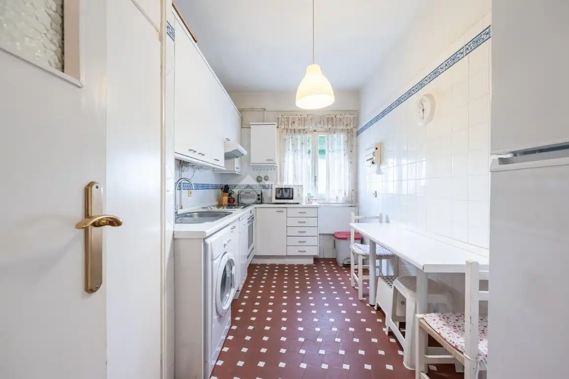 Cocina de Piso en venta en Madrid con Calefacción, Parquet y Balcón