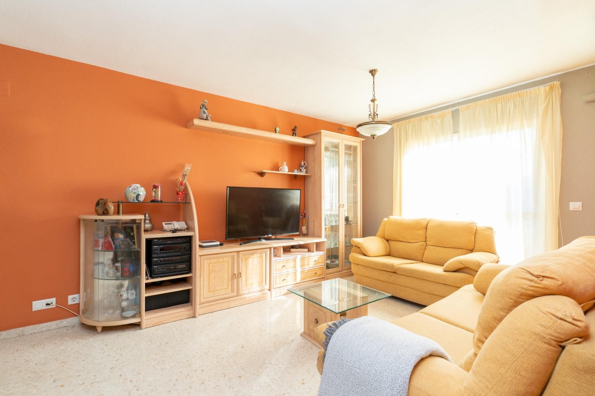 Piso en venta en Calle de la Comunidad Cántabra, Motril  ciudad