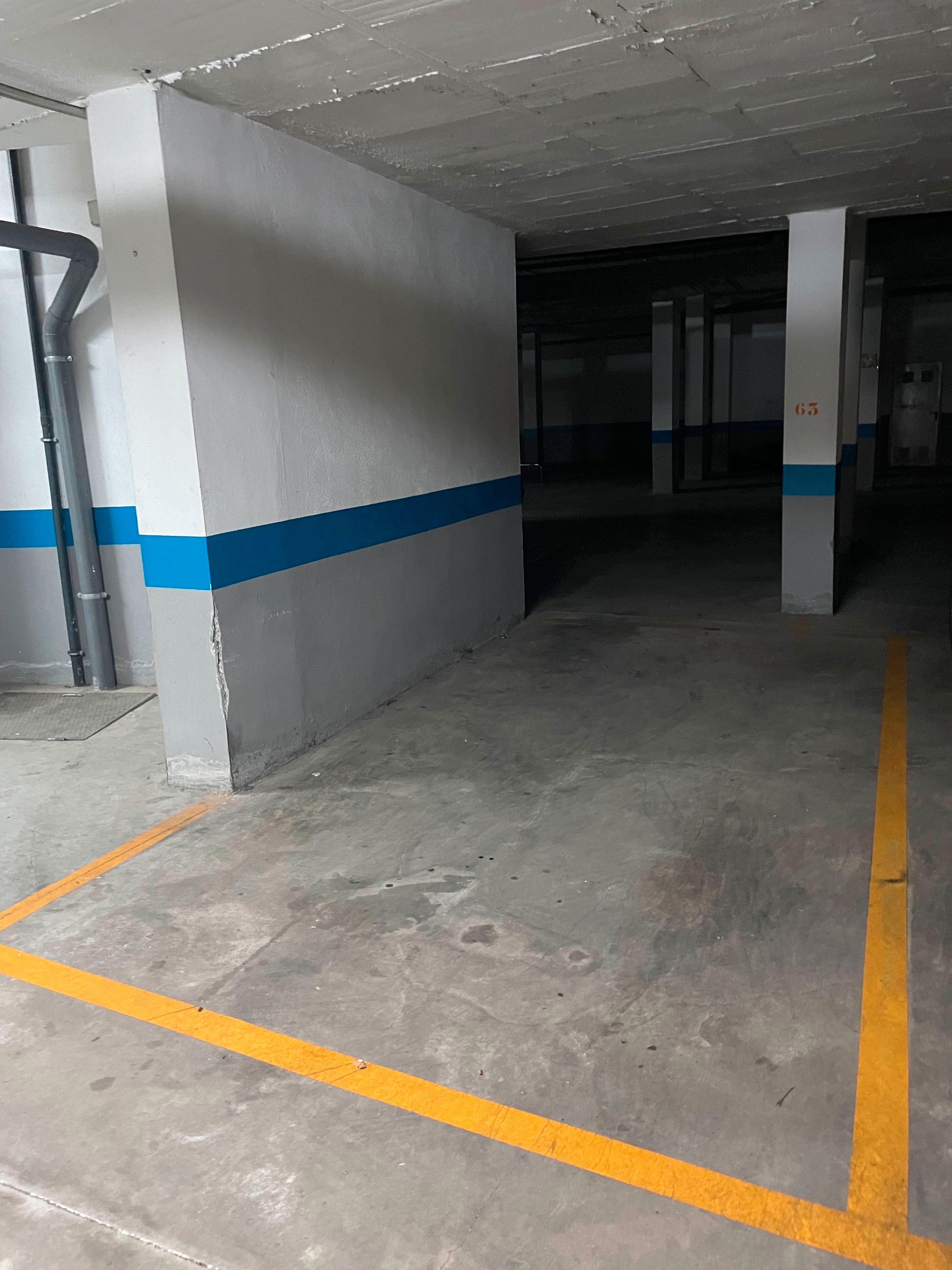 Garage to rent in Manantiales - Estación de Autobuses, Centro