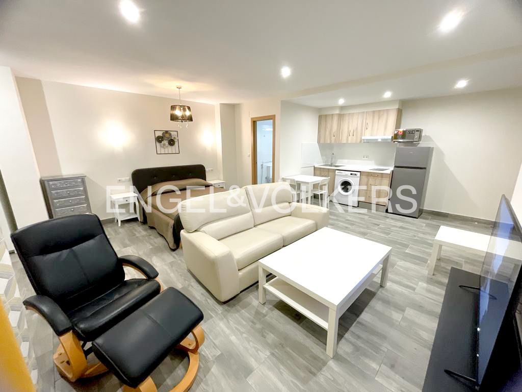 Living room of Apartment to rent in  Valencia Capital  with Air Conditioner, Heating and Terrace