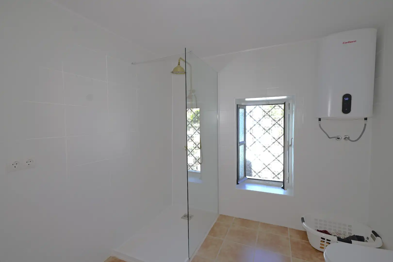 Bathroom of Houses for sale in Adra  with Private garden, Terrace and Swimming Pool