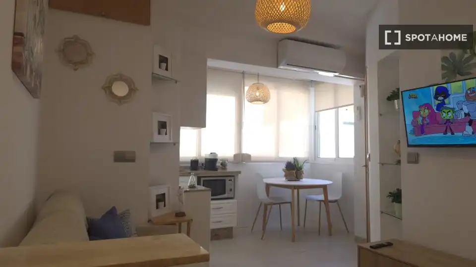 Kitchen of Flat for rent in Sueca  with Air Conditioner, Heating and Furnished