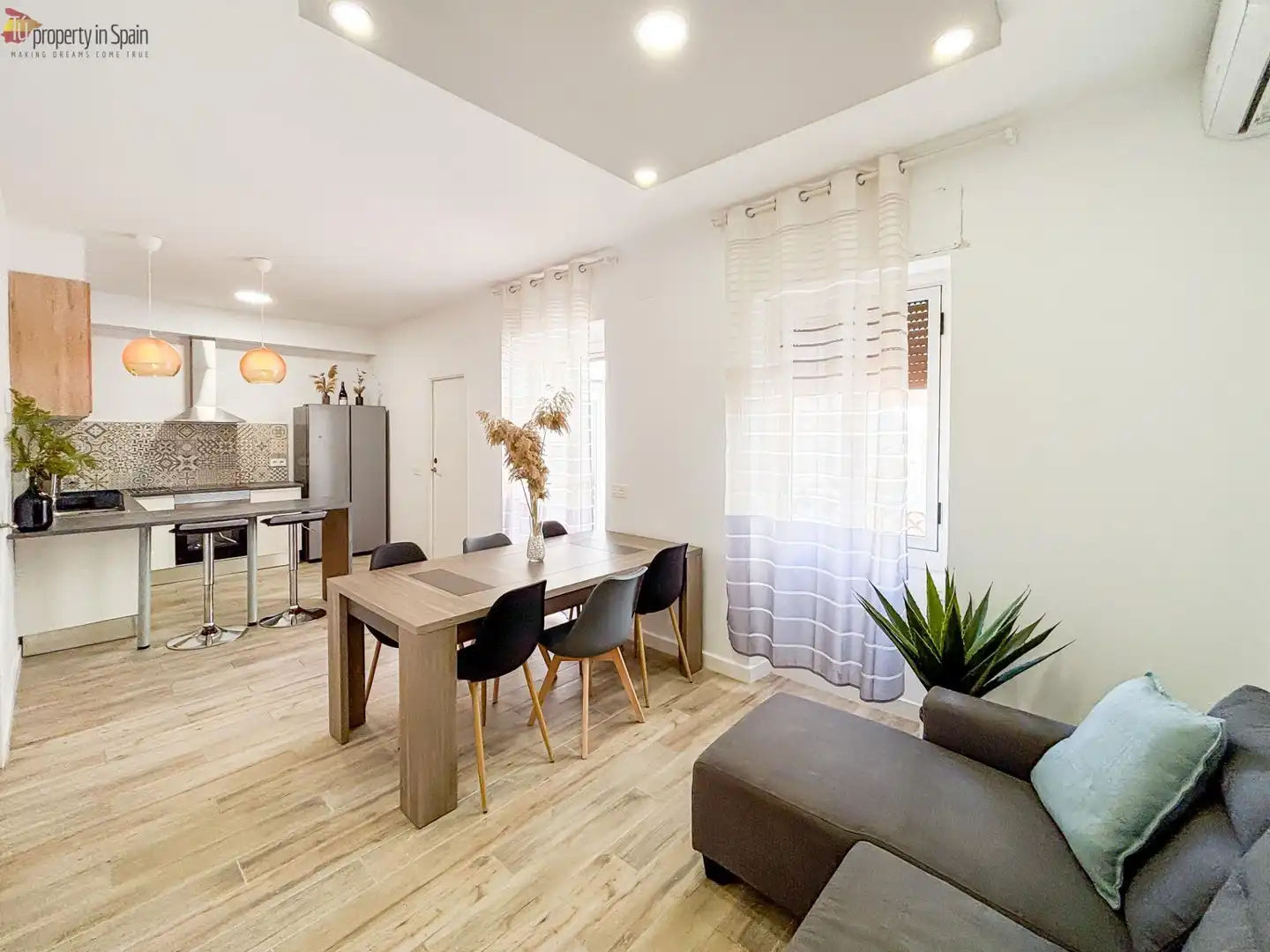 Habitación en Calle CAPITAN RUEDA, Campoamor