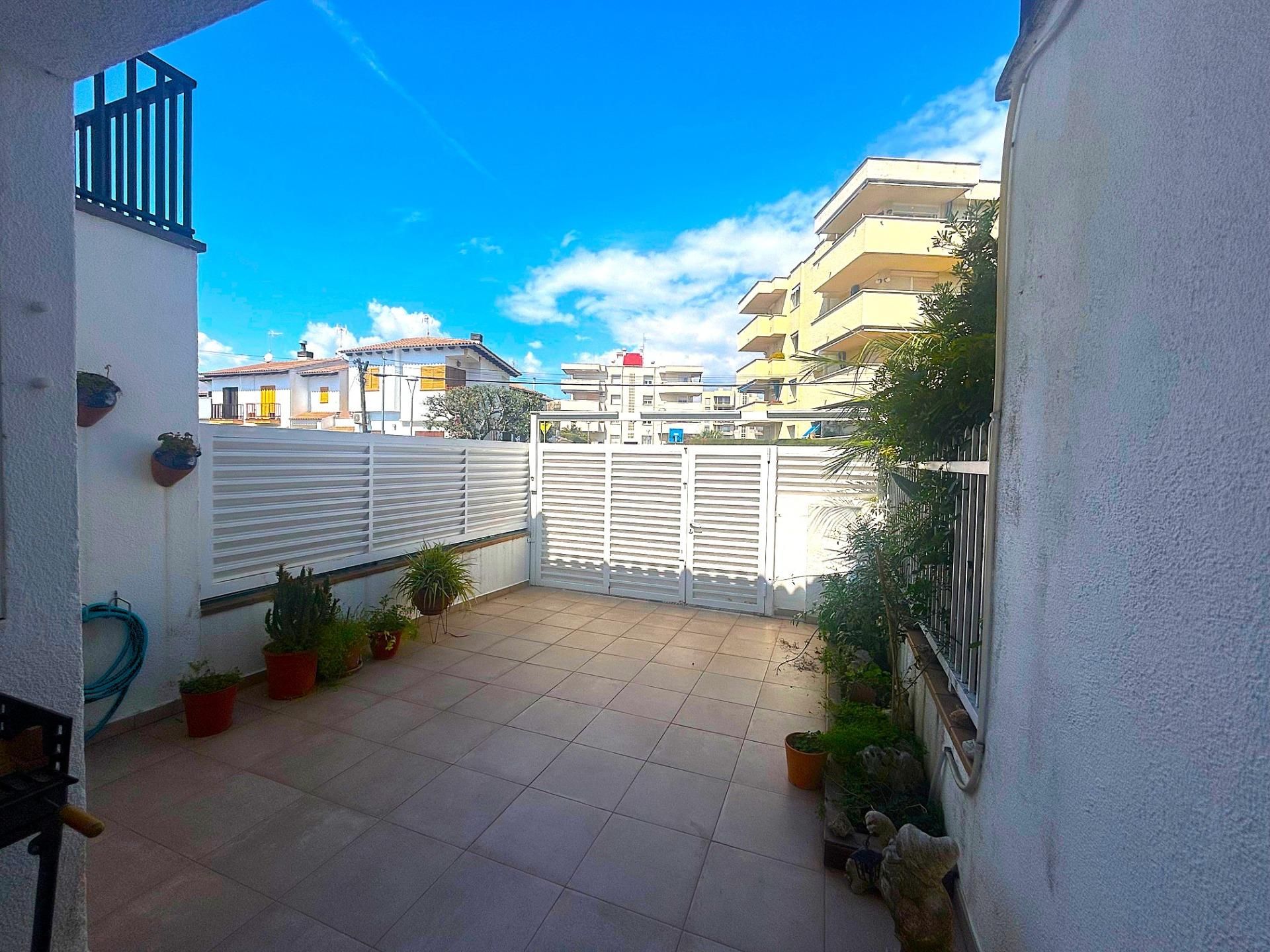 Terrassa de Casa adosada en venda en Calafell amb Aire condicionat, Calefacció i Jardí privat