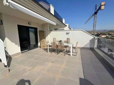 Appartement compact avec piscine à vendre à C. del Sofre 751