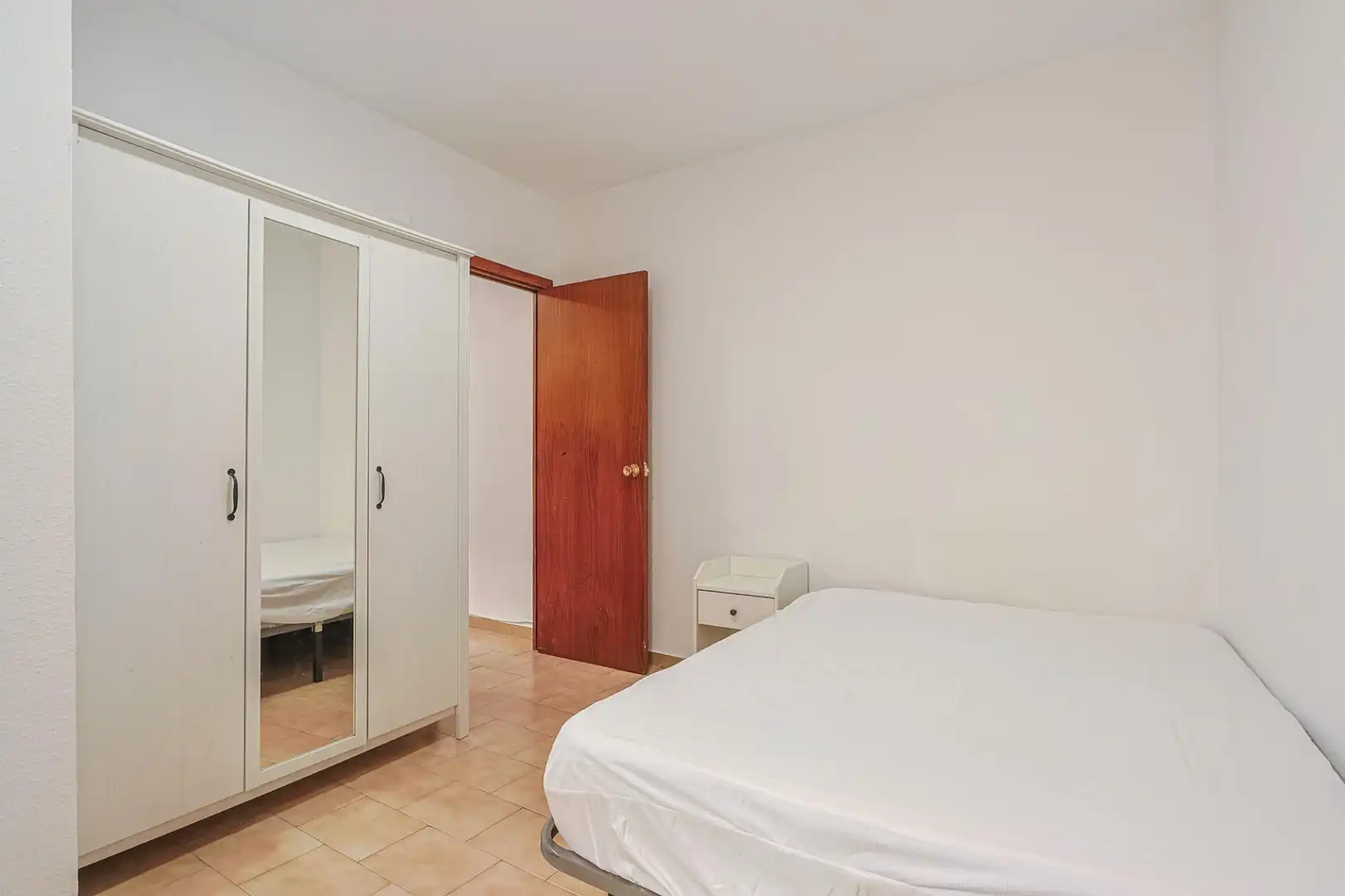 Habitación de Piso en venta en Sevilla