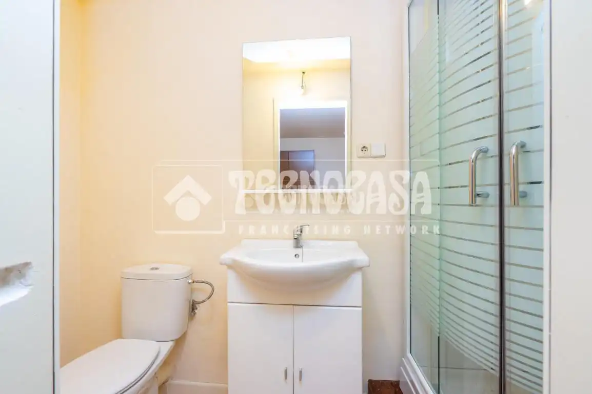Baño de Casa o chalet en venta en Guadalix de la Sierra con Calefacción, Jardín privado y Terraza