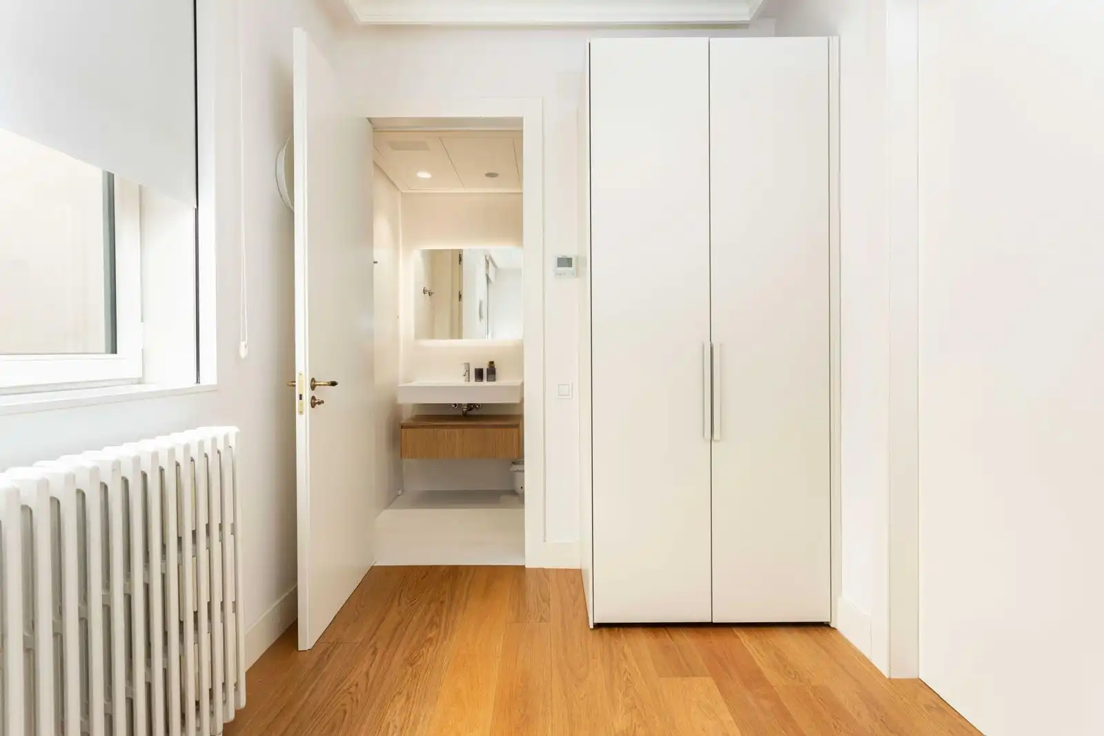 Wohnung zur Miete in Barcelona mit Klimaanlage, Heizung und Terrasse