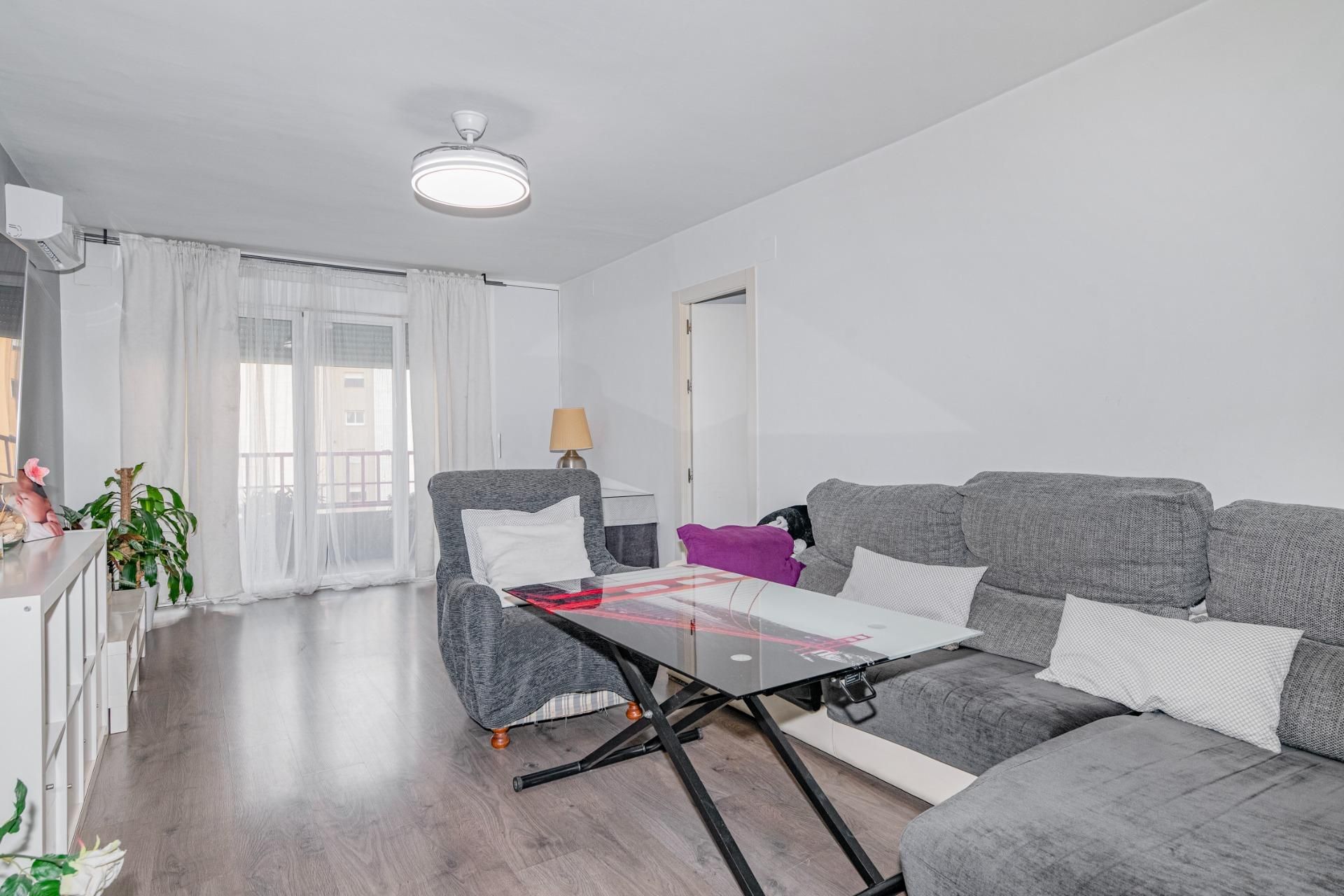 Sala de estar de Piso en venta en  Granada Capital con Aire acondicionado, Terraza y Trastero