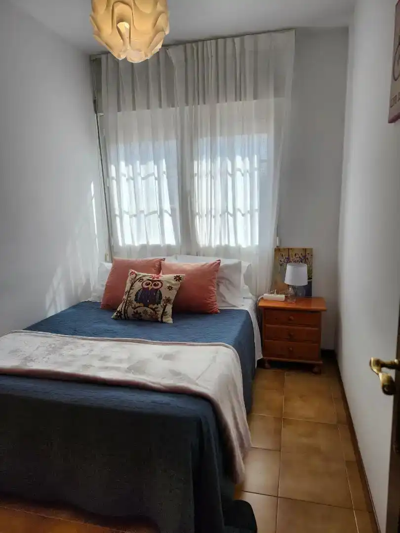 Schlafzimmer von Wohnung zur Miete in Laxe
