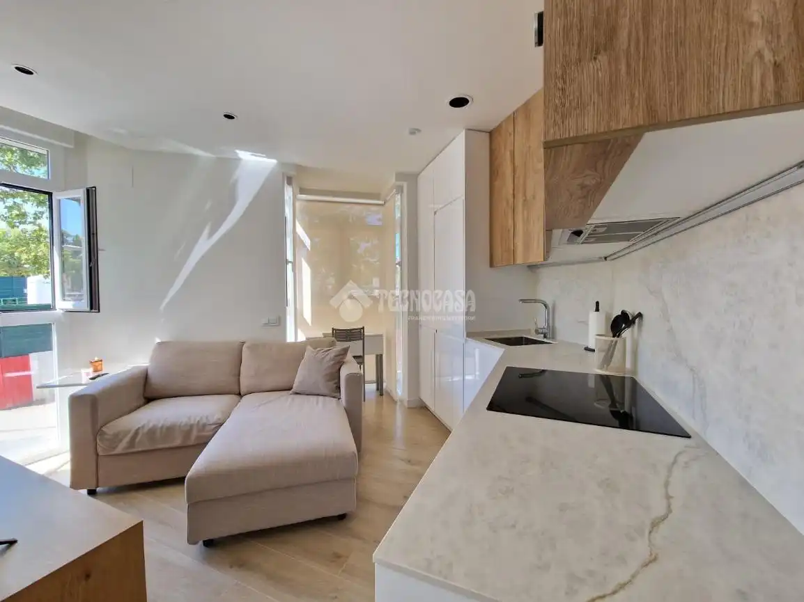 Cocina de Estudio en venta en Madrid con Aire acondicionado, Calefacción y Trastero