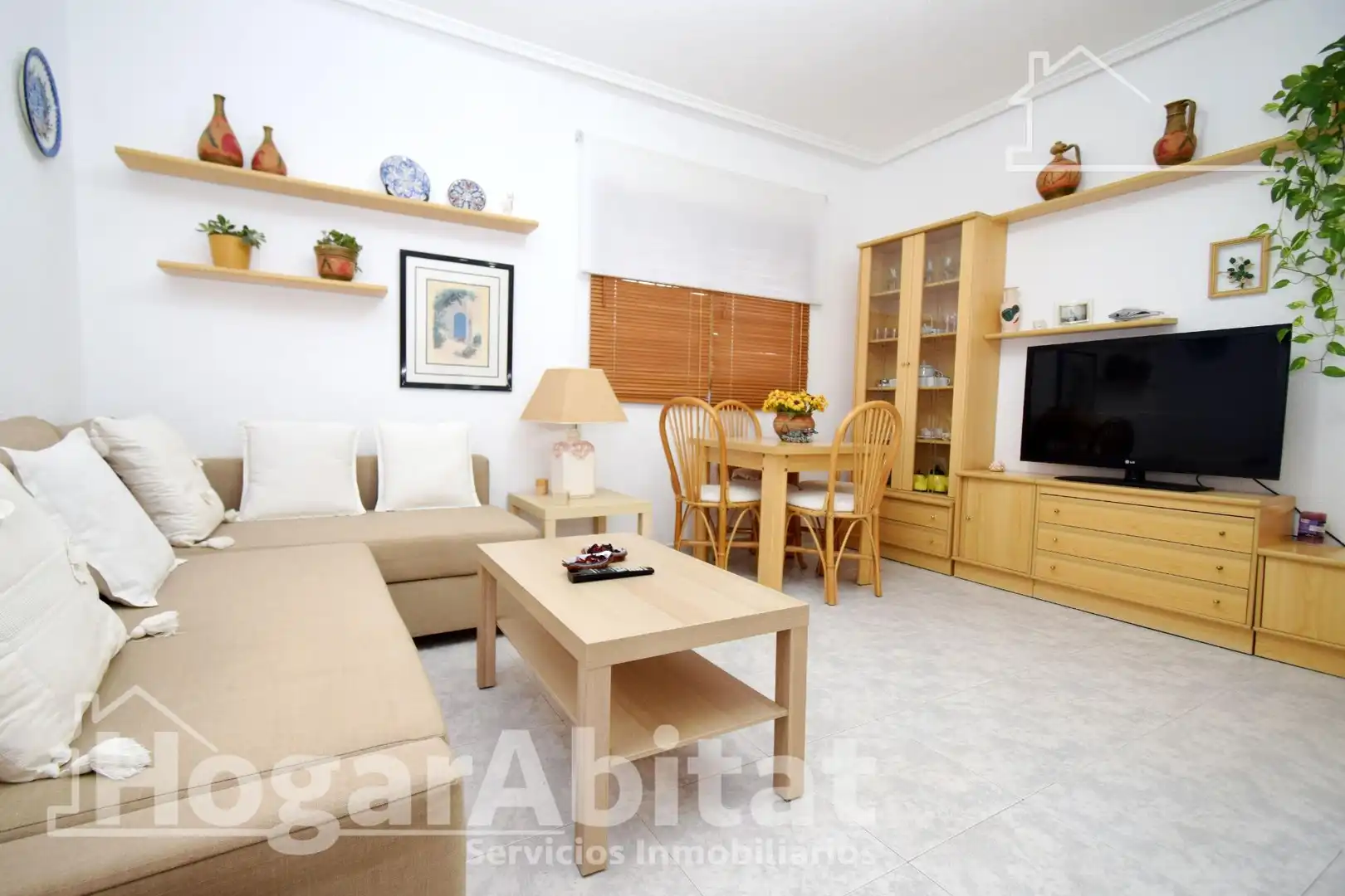 Sala d'estar de Casa o xalet en venda en Llíria amb Jardí privat, Terrassa i Traster