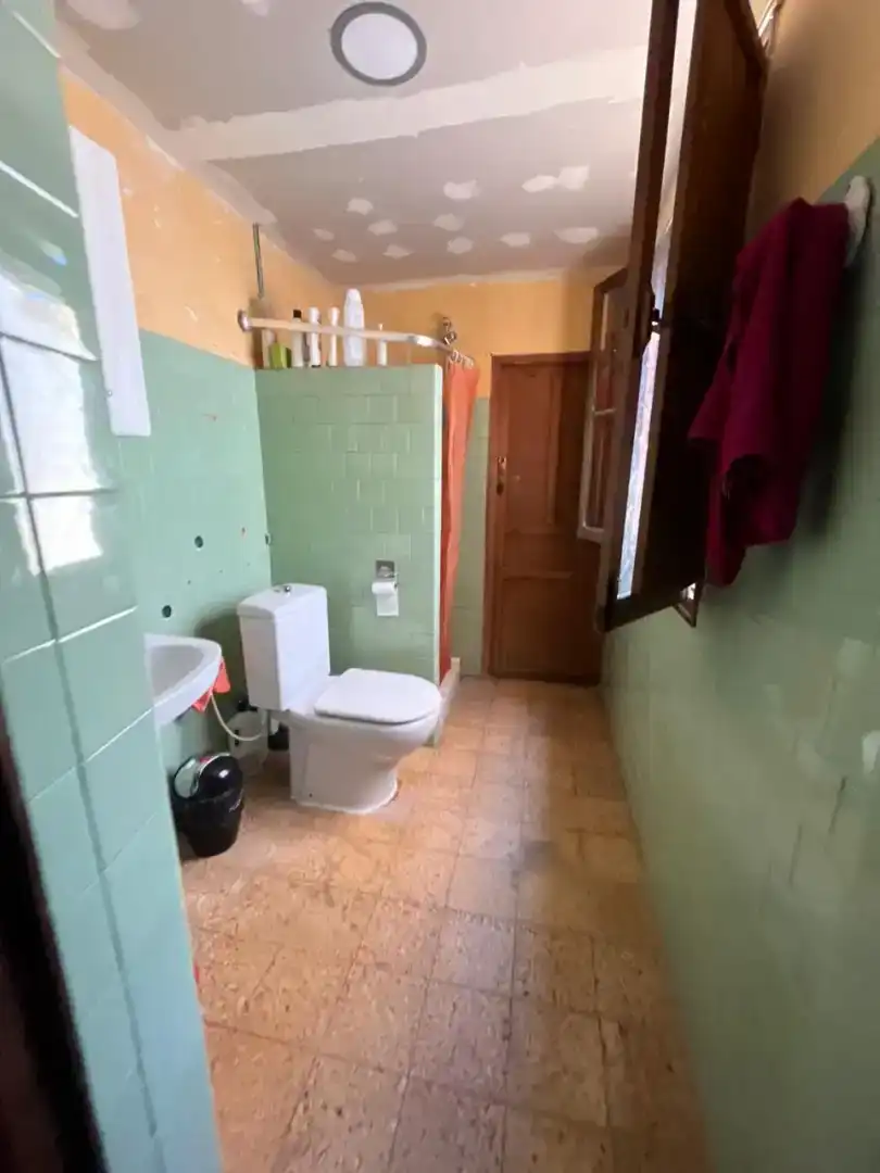 Baño de Planta baja en venta en L'Alcúdia de Crespins con Aire acondicionado, Jardín privado y Trastero