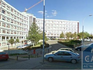 Einzelparkplatz zur Miete in Oeste