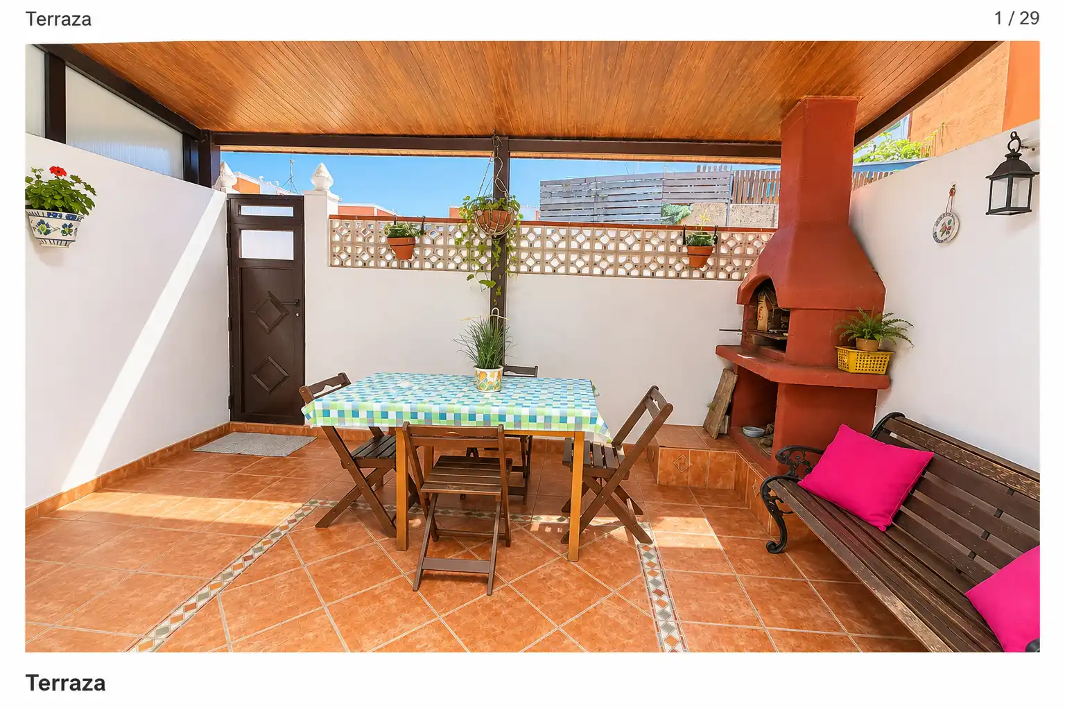 Terrasse von Einfamilien-Reihenhaus zum Verkauf in Granadilla de Abona mit Terrasse, Ofen und Waschmaschine
