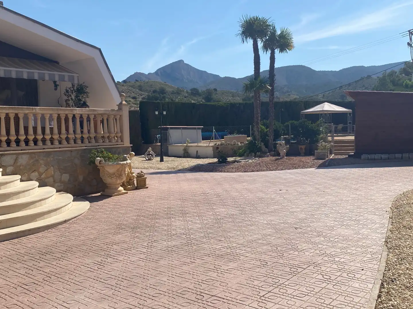 Terrassa de Casa o xalet en venda en Petrer amb Aire condicionat, Terrassa i Piscina
