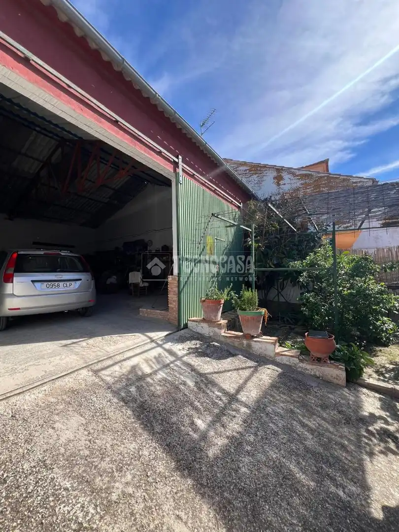 Vista exterior de Garaje en venta en Lupión
