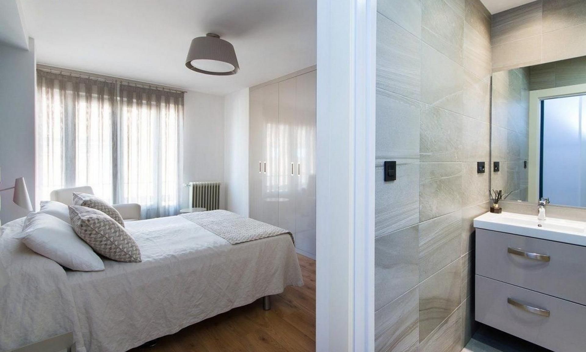 Habitación de Apartamento de alquiler en Vitoria - Gasteiz con Calefacción, Terraza y Balcón