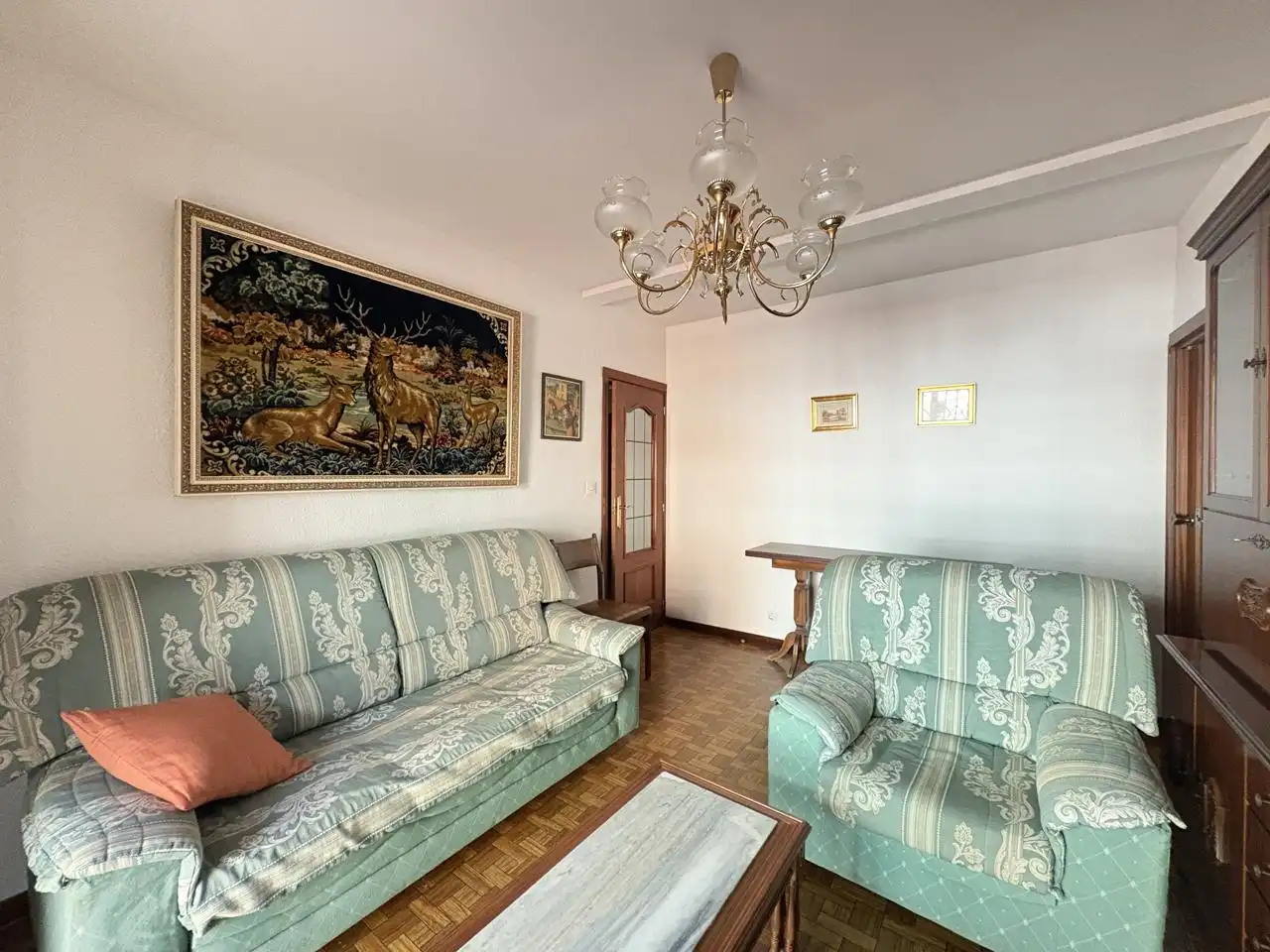Living room of Flat for rent in Madrid  with Heating, Terrace and Furnished