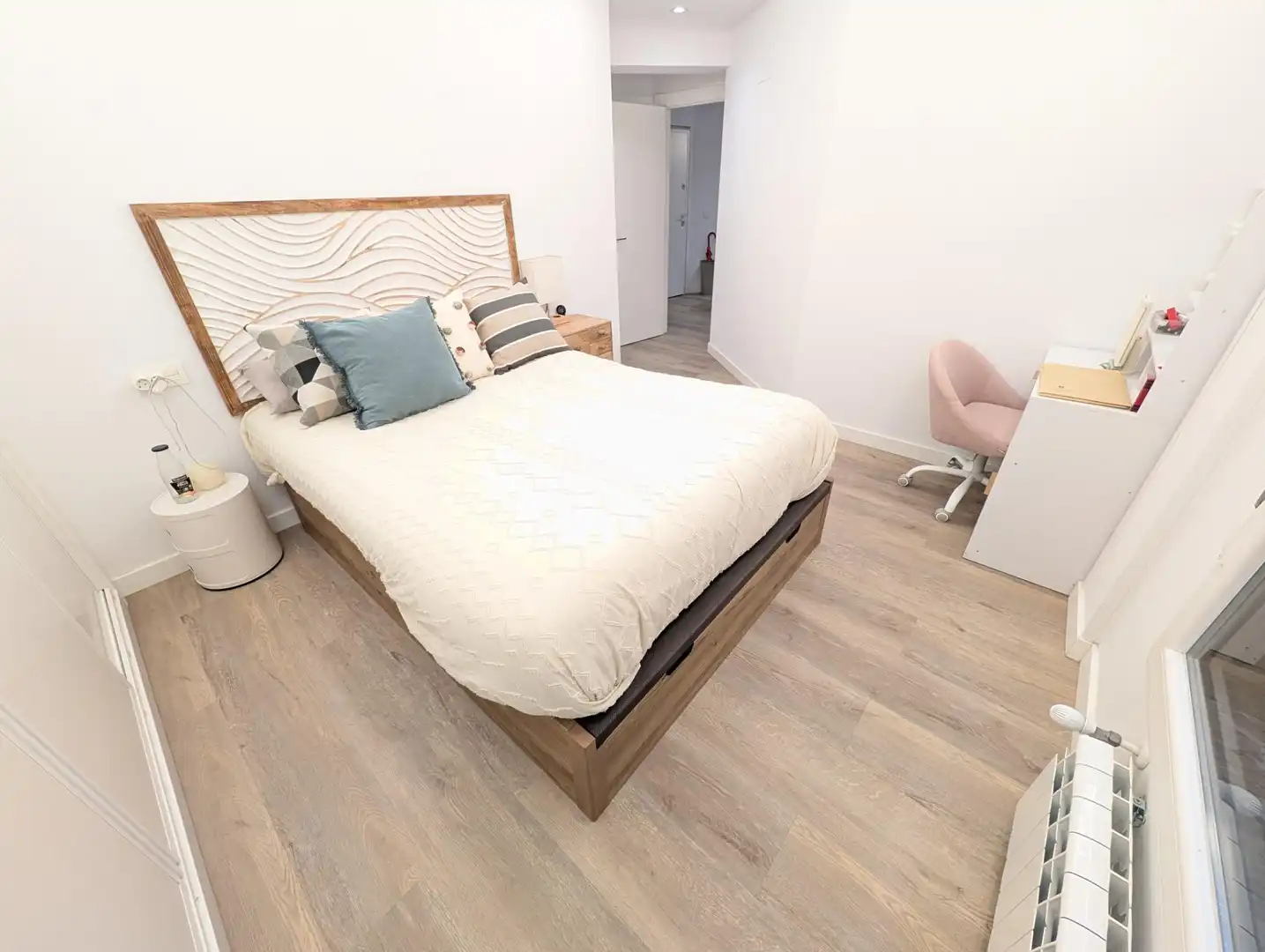 Habitación de Piso en venta en Oviedo  con Calefacción, Parquet y Terraza