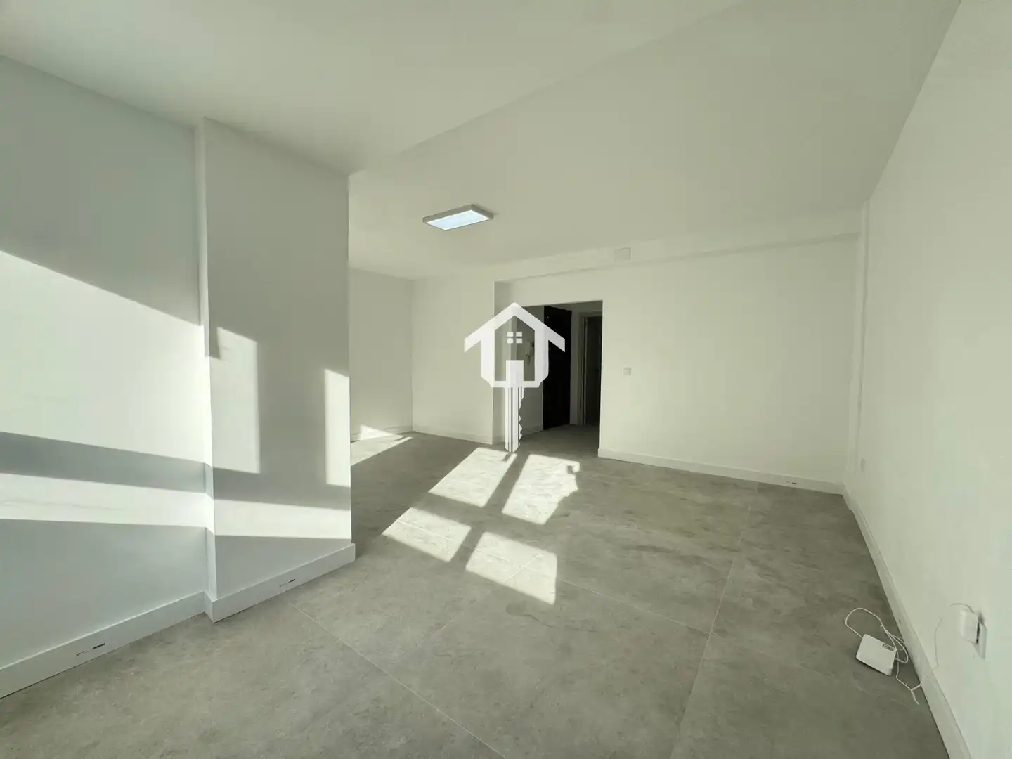 Wohnung zum Verkauf in Alicante / Alacant mit Privatgarten und Terrasse