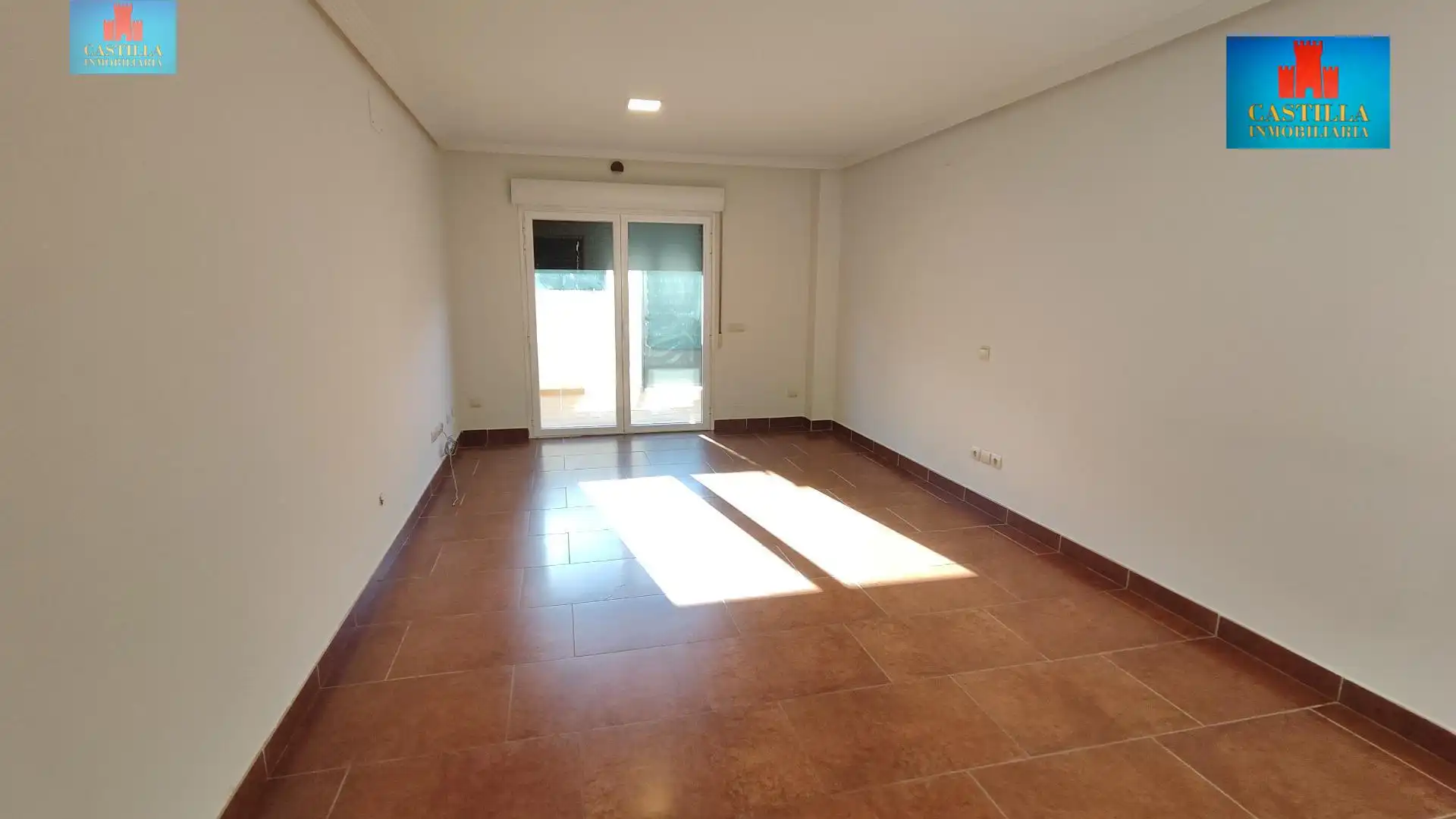 Casa adosada en venda en Hervencias