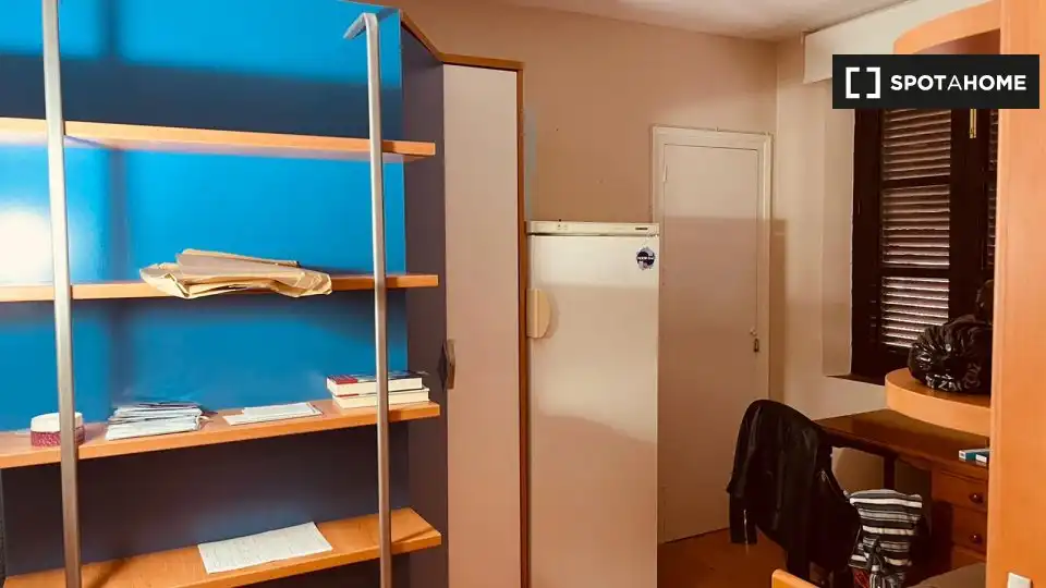 Bedroom of Flat for share in Almuñécar  with Air Conditioner, Heating and Furnished