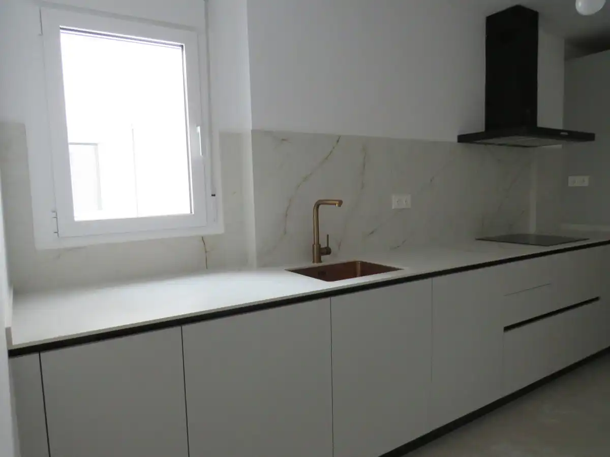 Cocina de Apartamento en venta en Fuengirola con Aire acondicionado, Calefacción y Terraza