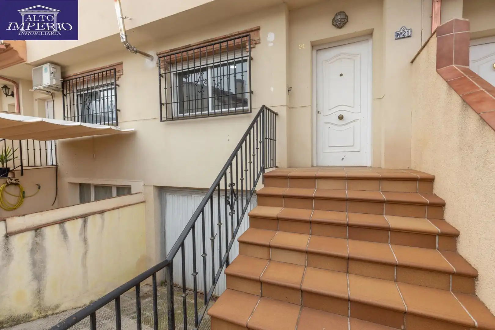 Casa adosada en venta en MARTE, 21, Ogíjares