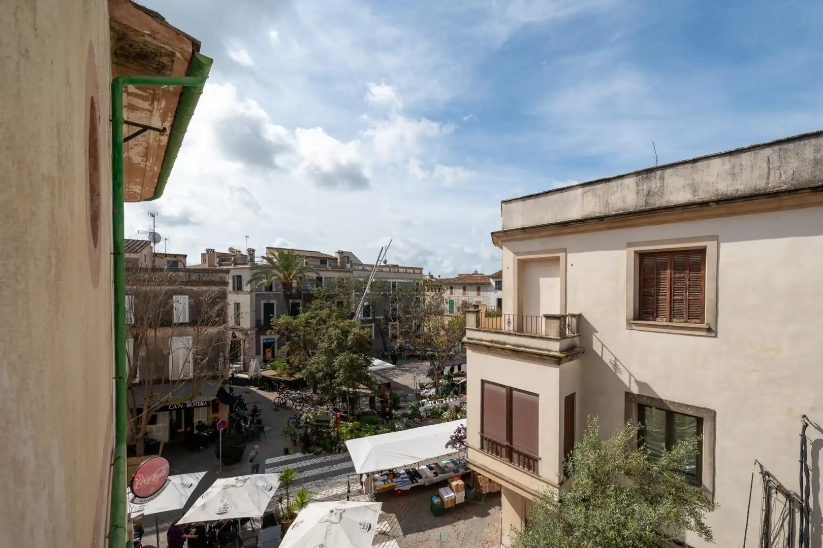 Vista exterior de Àtic en venda en Porreres amb Aire condicionat, Calefacció i Jardí privat