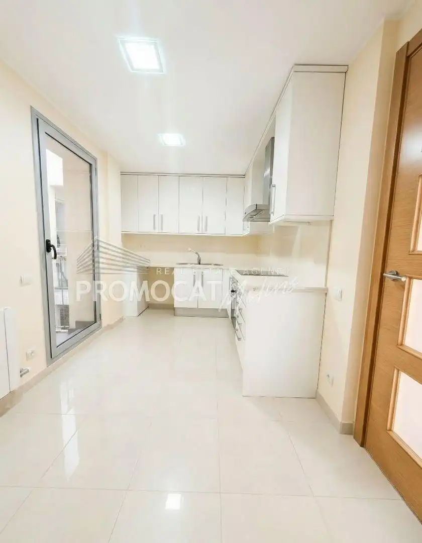 Cocina de Ático en venta en Molins de Rei con Aire acondicionado, Calefacción y Parquet