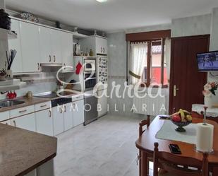 Kitchen of Flat for sale in Igorre  with Heating and Furnished