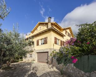 Exterior view of House or chalet for sale in La Bisbal del Penedès  with Private garden, Terrace and Swimming Pool