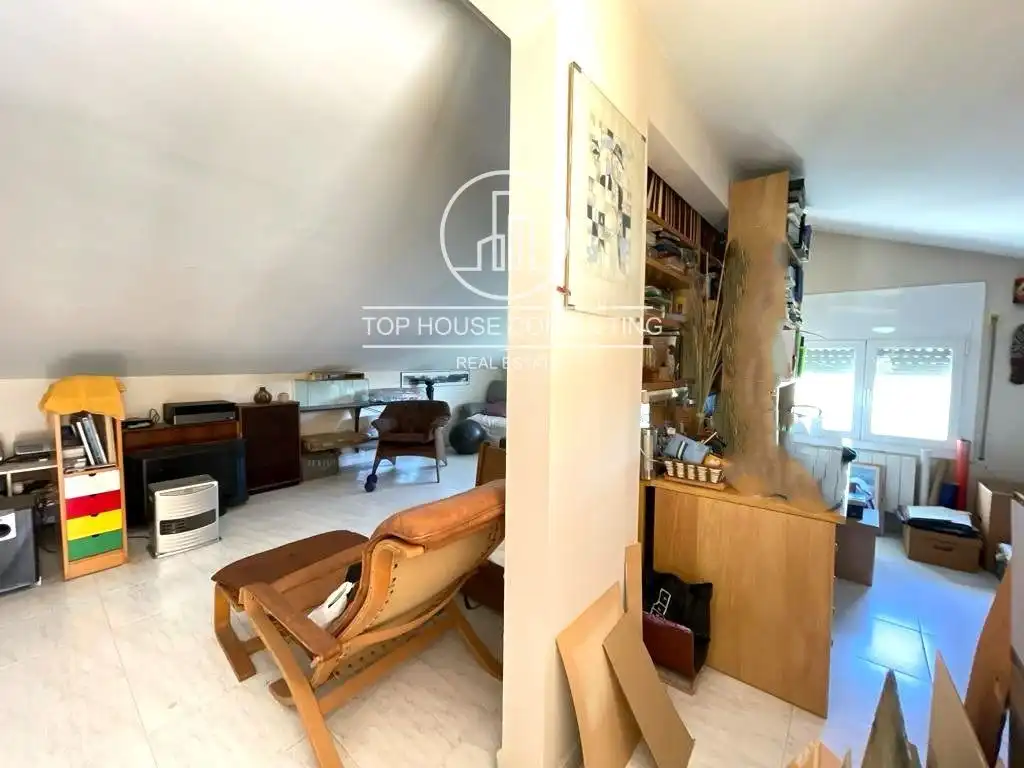 Vista exterior de Casa o chalet en venta en Òrrius con Aire acondicionado, Calefacción y Terraza