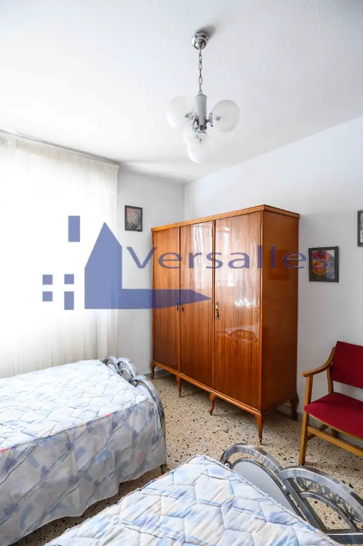 Habitación de Piso en venta en Santa Marta de Tormes con Calefacción, Amueblado y Microondas