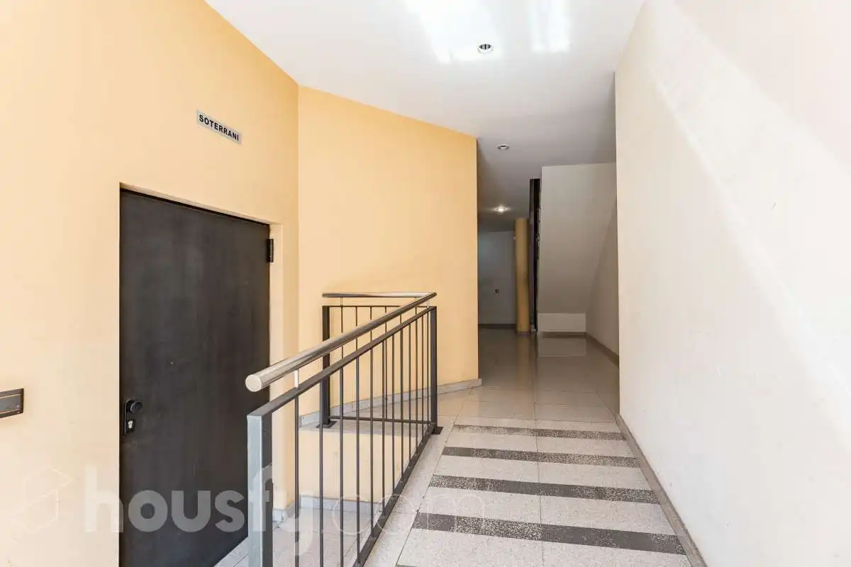 Ground floor for sale in Sabadell  with Air Conditioner, Heating and Parquet flooring
