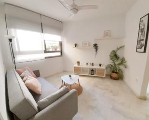 Sala d'estar de Apartament de lloguer en Málaga Capital amb Aire condicionat, Moblat i Forn