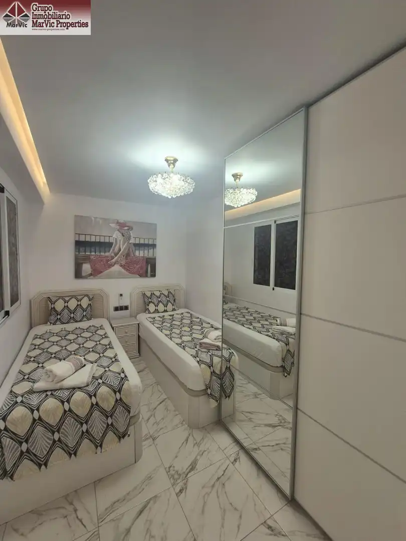 Flat with terrace for sale in Casco Antiguo - Puerto, imagen 6