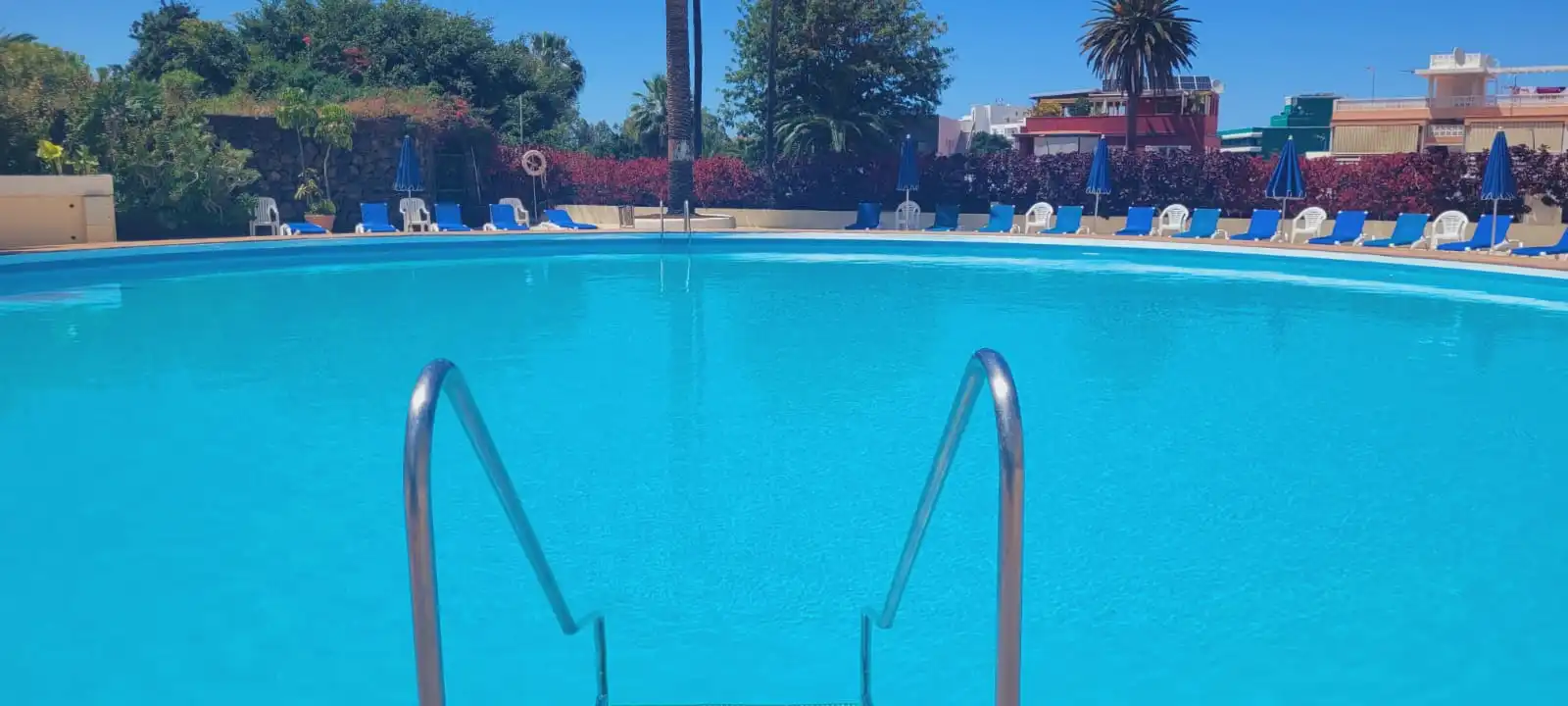 Piscina de Estudi en venda en Puerto de la Cruz amb Moblat i Piscina comunitària