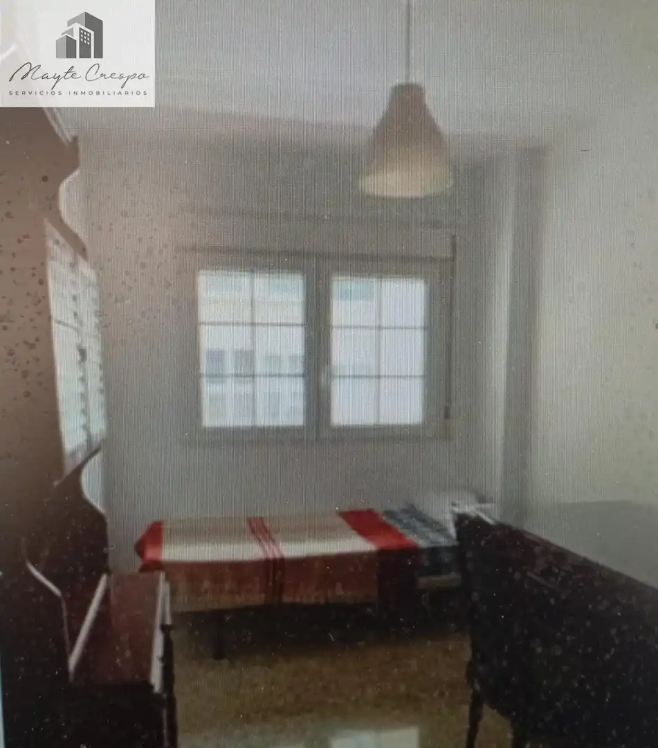 Habitación de Piso de alquiler en Granada con Calefacción, Terraza y Amueblado