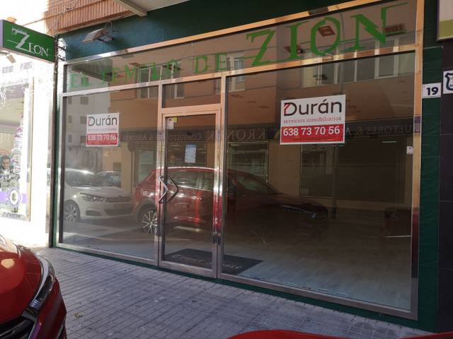 Local comercial en Alquiler en Calle RIO JUCAR en Plaza de la Luz