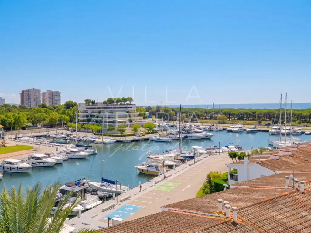 Apartamento con ascensor en venta en Carrer Punta Prima 7