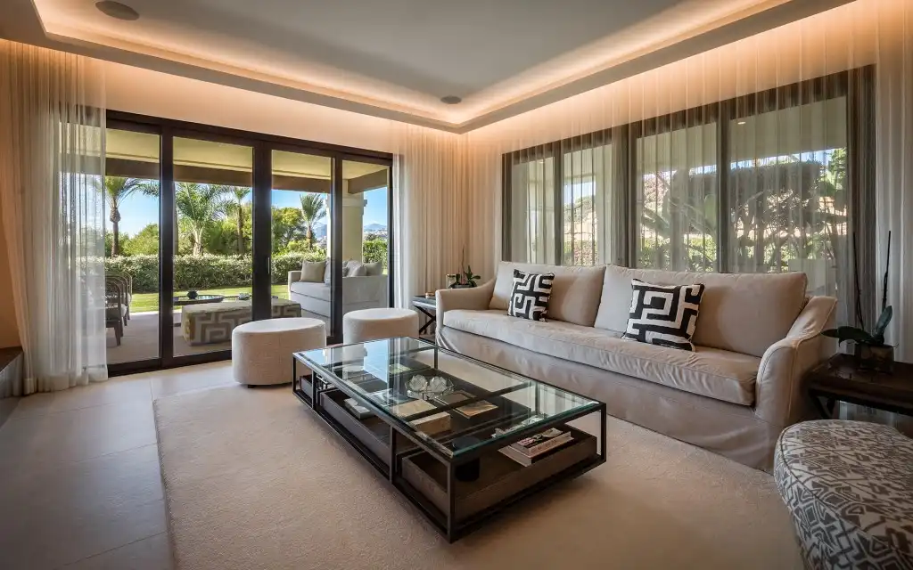 Apartment mit Pool zum Verkauf in Nueva Andalucía, imagen 2