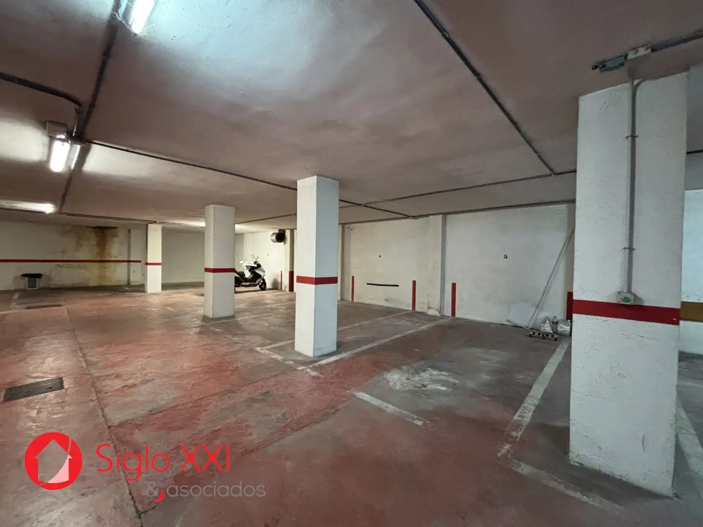 Parking with lift for sale in Piscinas, imagen 3