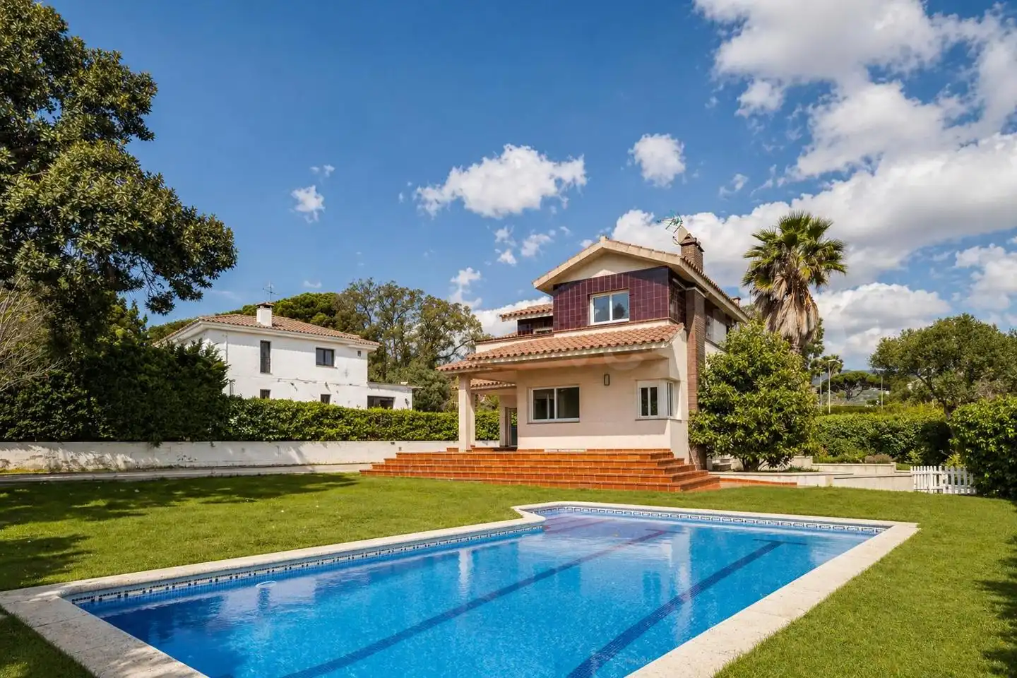 Vista exterior de Casa o chalet en venta en El Masnou con Calefacción, Jardín privado y Terraza